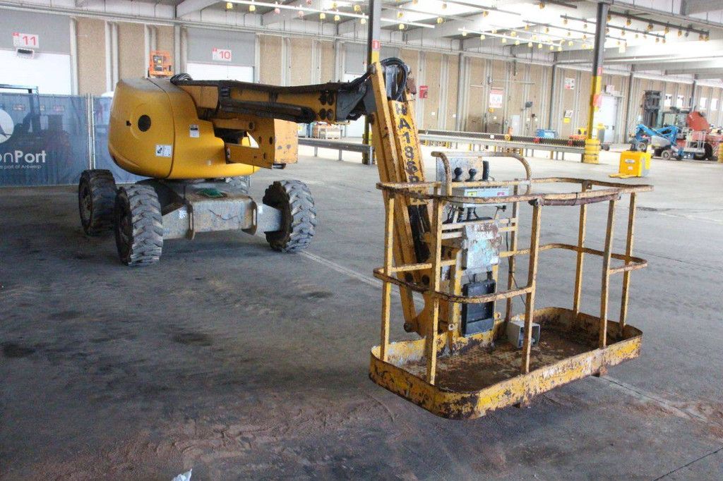 Haulotte HA18 SPX Diesel Articulated Boom Lift 17.3m 2017