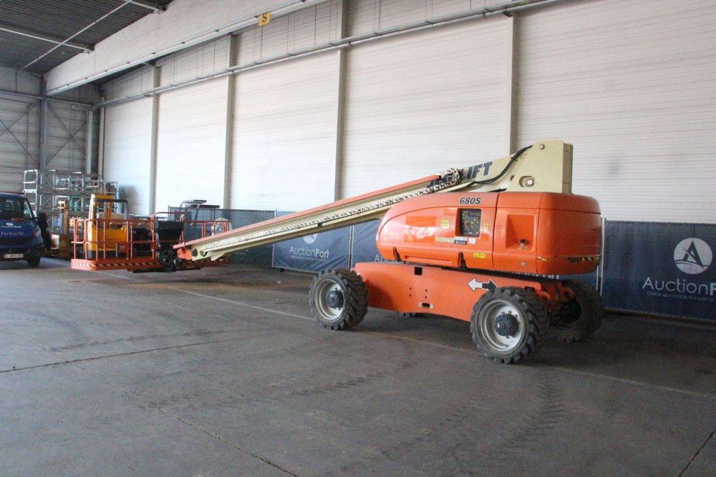 JLG 680S Diesel Telescopic Boom Lift 22.7m 2015