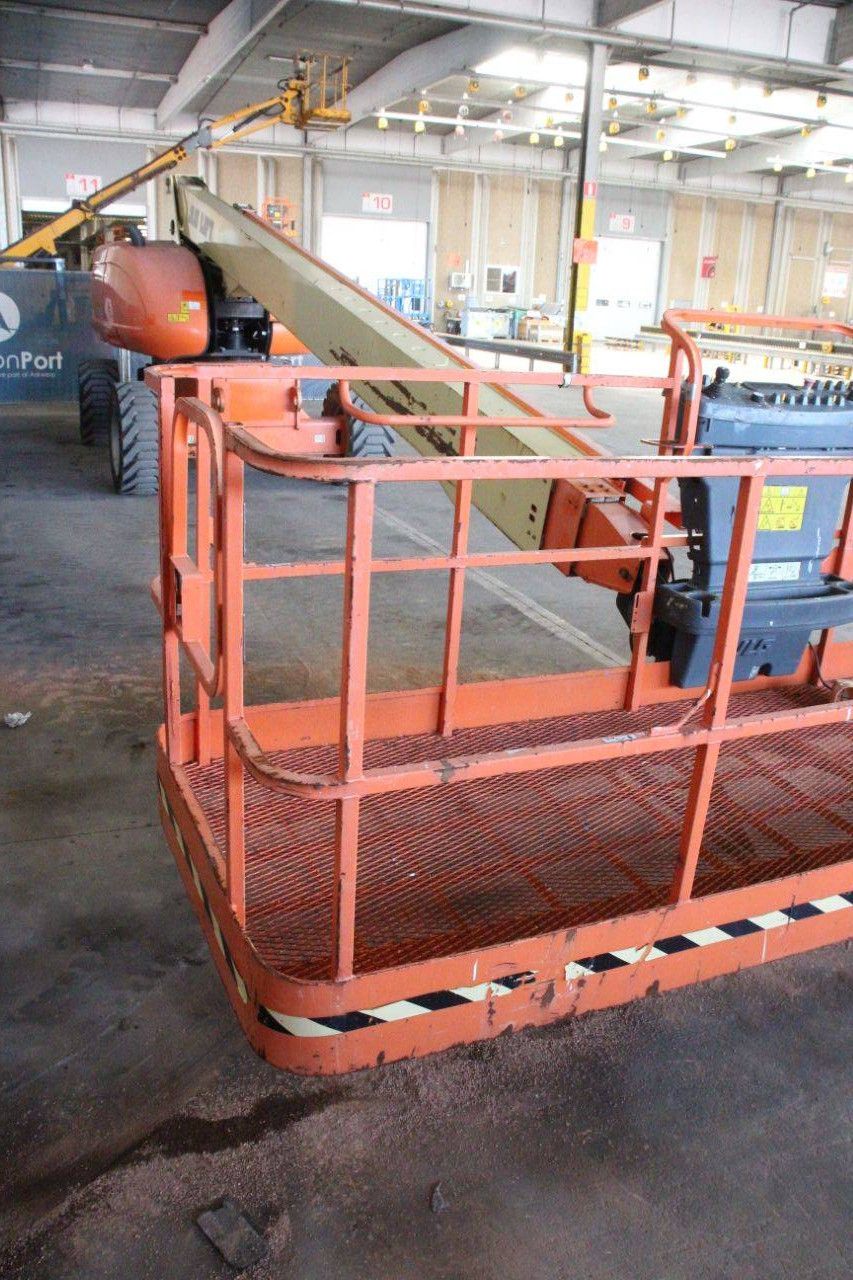 JLG 680S Diesel Telescopic Boom Lift 22.7m 2015