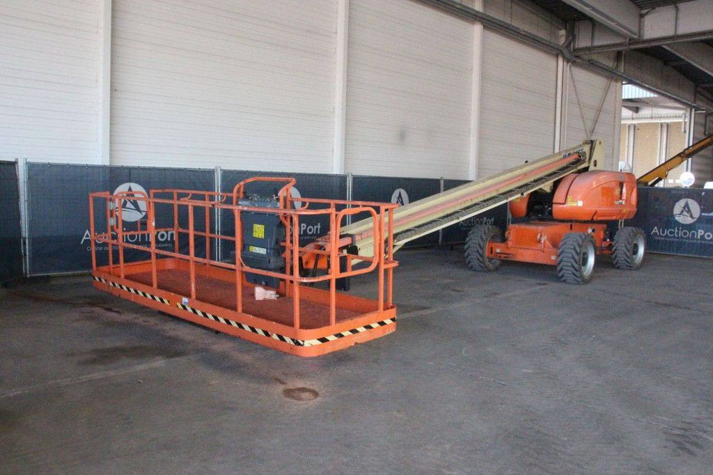 JLG 680S Diesel Telescopic Boom Lift 22.7m 2015