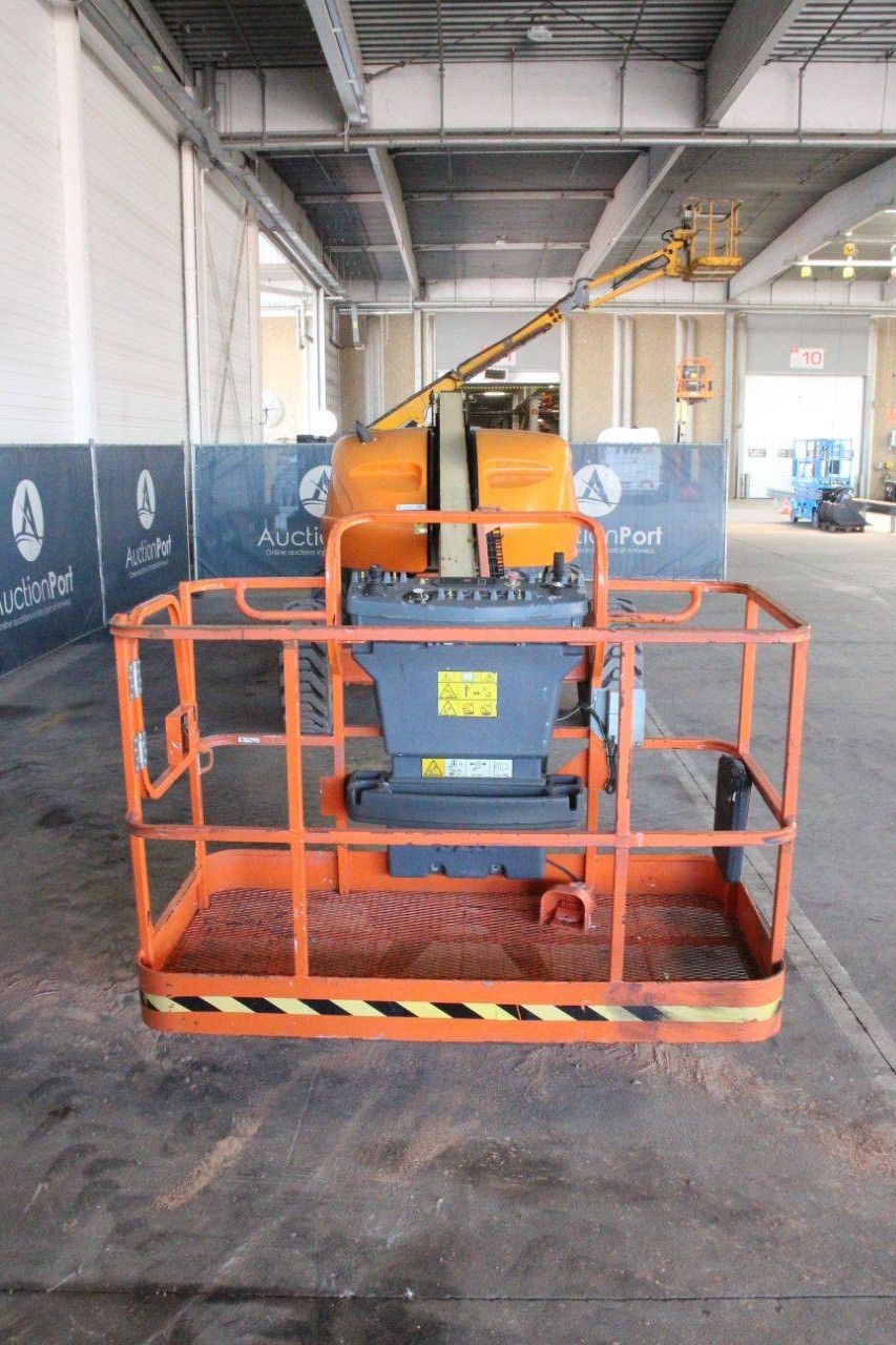 JLG 400S Diesel-Teleskoparbeitsbühne 14,3 m 2014