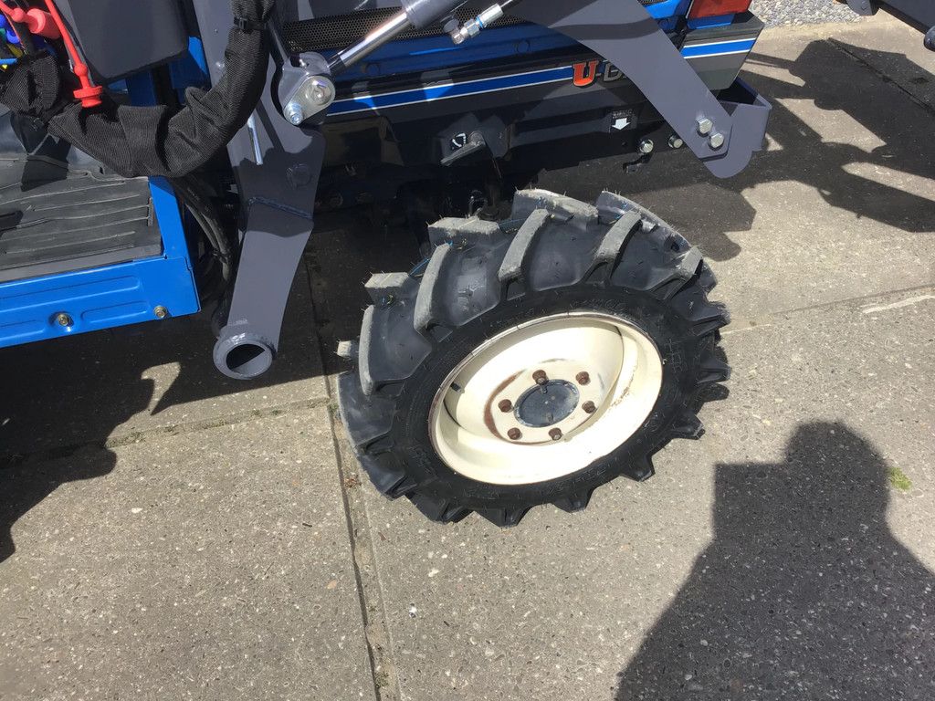 Iseki Mini trekker Iseki TA215