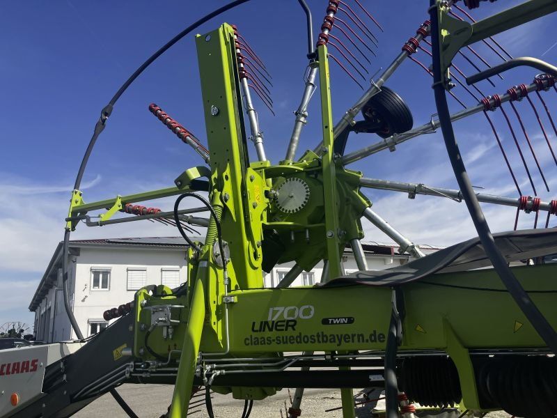 Claas LINER 1700 TWIN