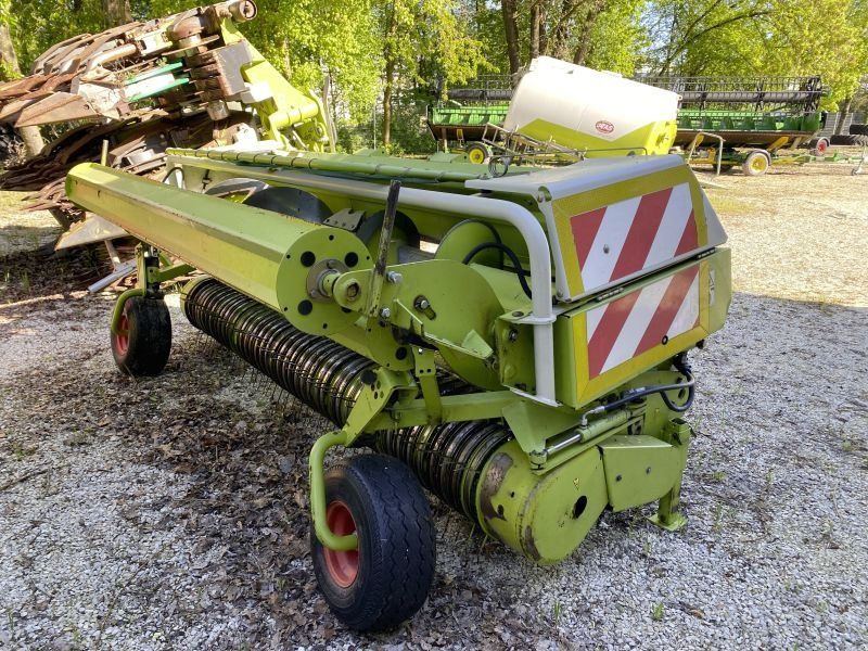 Claas PICK UP 300 HD