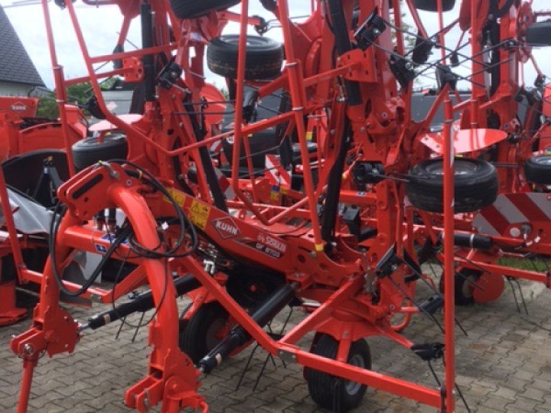 Kuhn GF8703