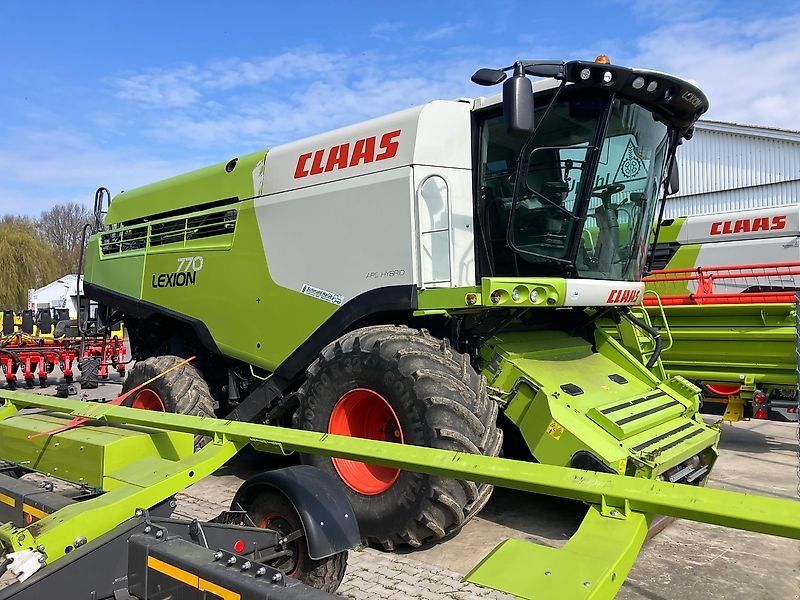 Claas Lion 770 *V1050*