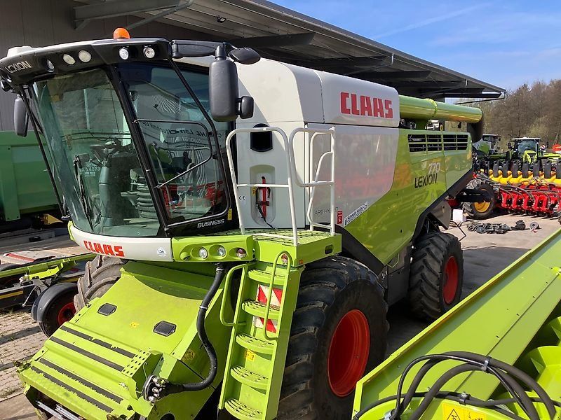 Claas Lion 770 *V1050*