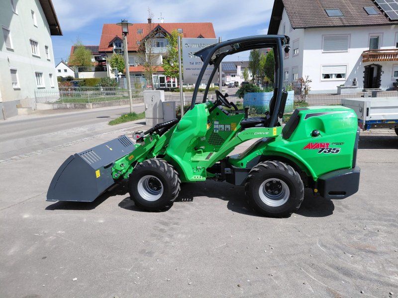 Avant 735