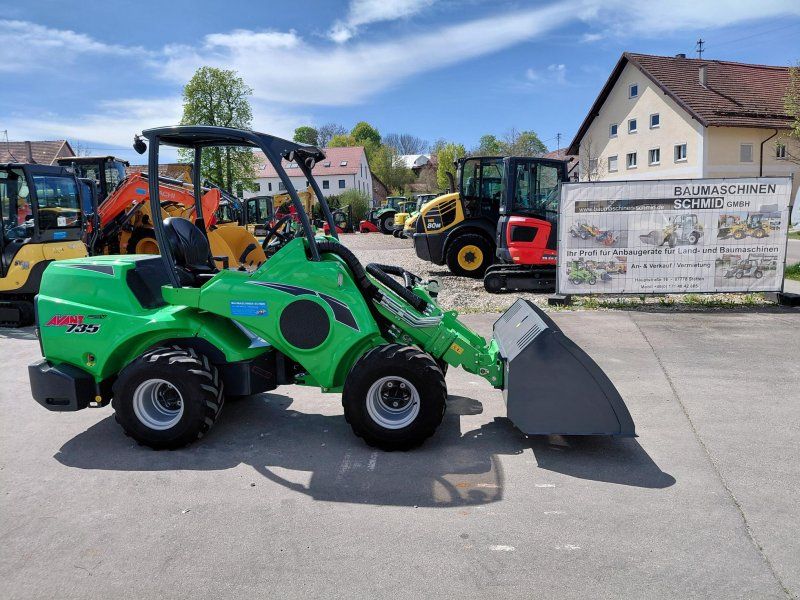 Avant 735