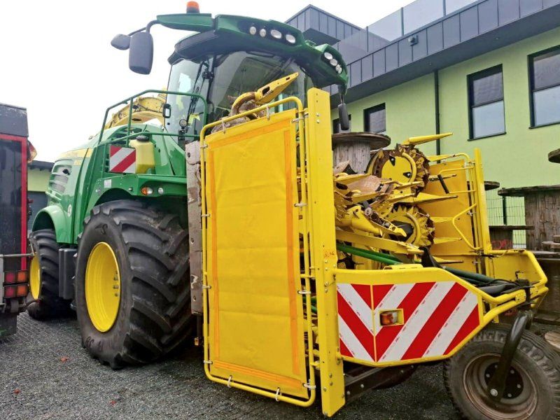 John Deere Feldhäckler 8500i, Allrad ProDrive™ / PickUp & Kemper