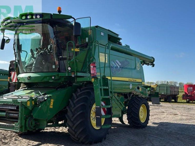 John Deere T660