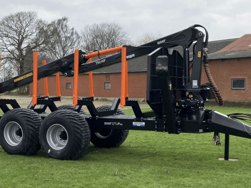 BMF 14 t skovvogn m. 7,5 m kran