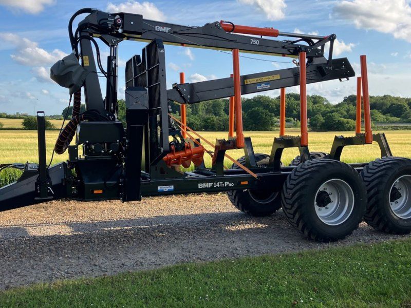 BMF 14 t skovvogn m. 7,5 m kran