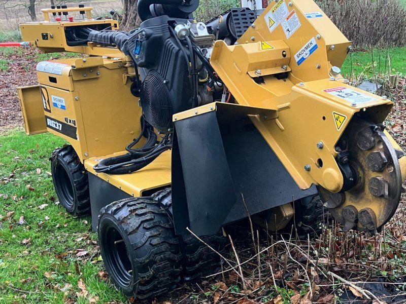 Rayco RG37 DEMO i flot stand