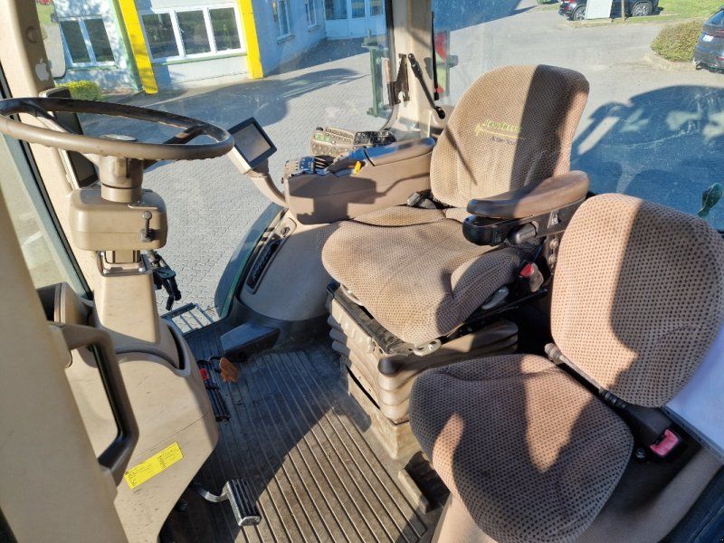 John Deere 8285R PowerShift