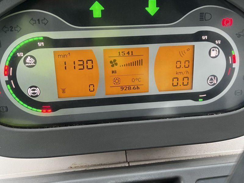 Fendt 828 Vario Profi+