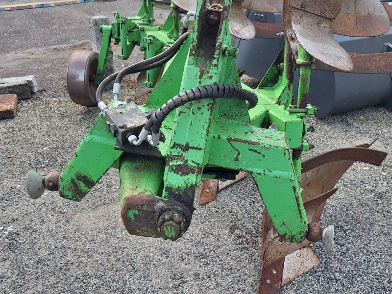 Dowdeswell Sonstiges