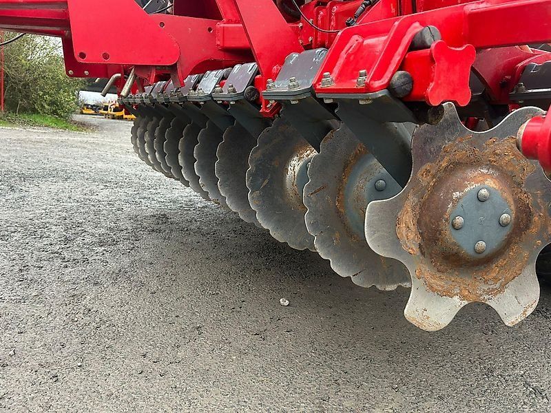 Unia FS T 1000/3 Drive Drillmaschine mit Kurzscheibenegge 1000 L 3 m