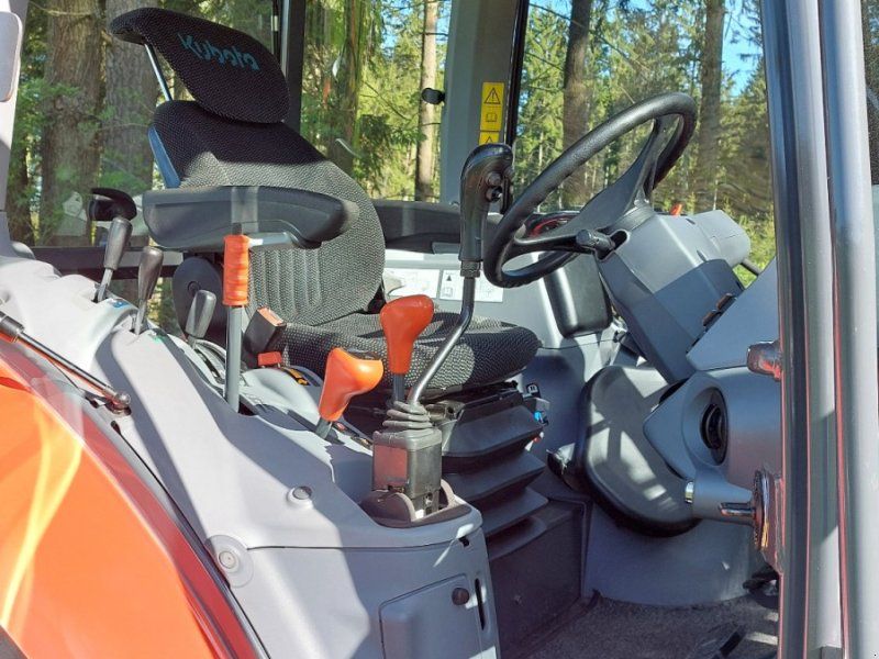 Kubota M 4062 mit FL