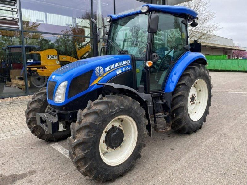 New Holland TD 5.85