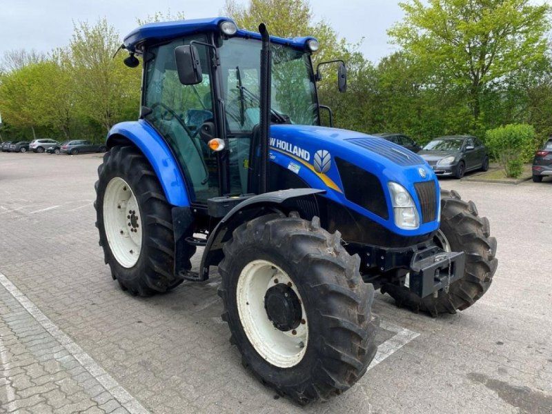 New Holland TD 5.85