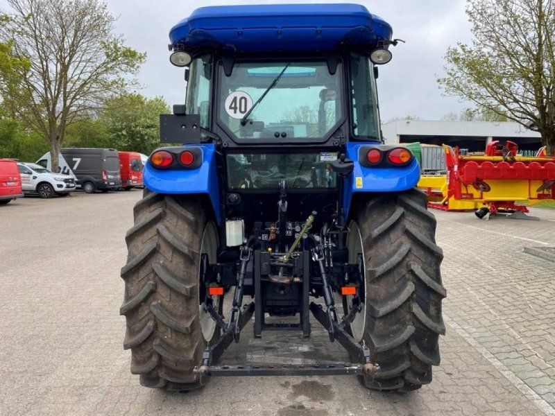 New Holland TD 5.85