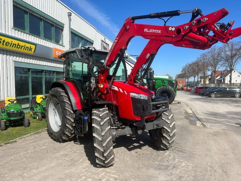 Massey Ferguson 5709