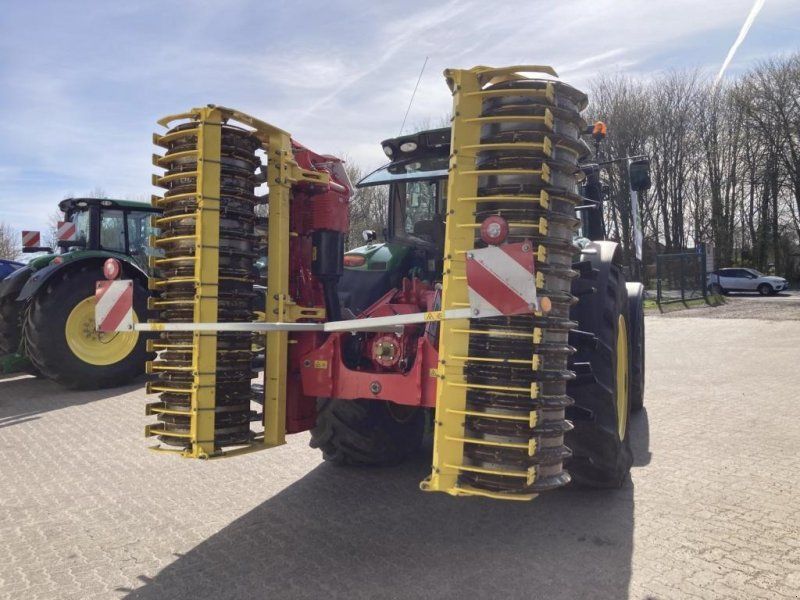 Pöttinger LION 403C