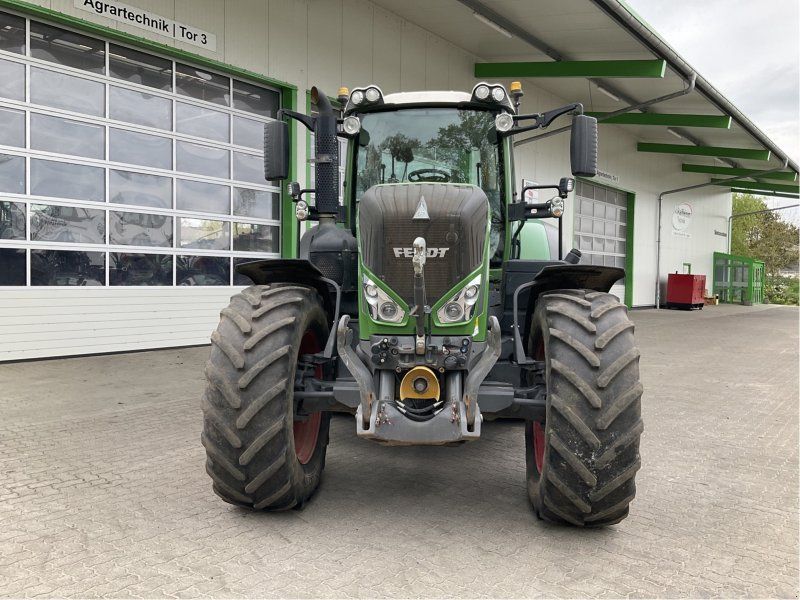 Fendt 826 Vario S4 Profi Plus