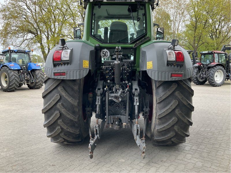 Fendt 826 Vario S4 Profi Plus