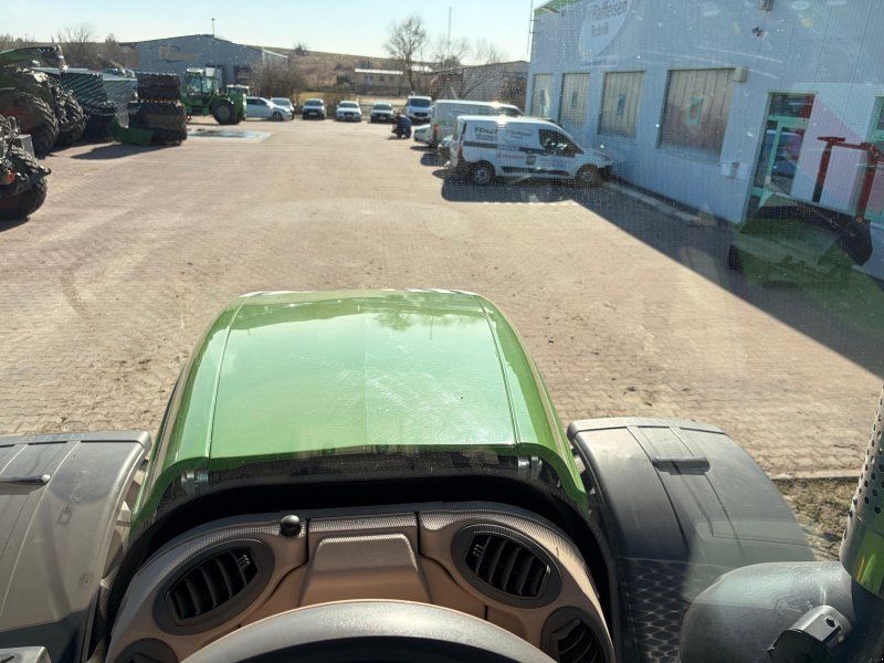 Fendt 828 Vario S4 Profi Plus