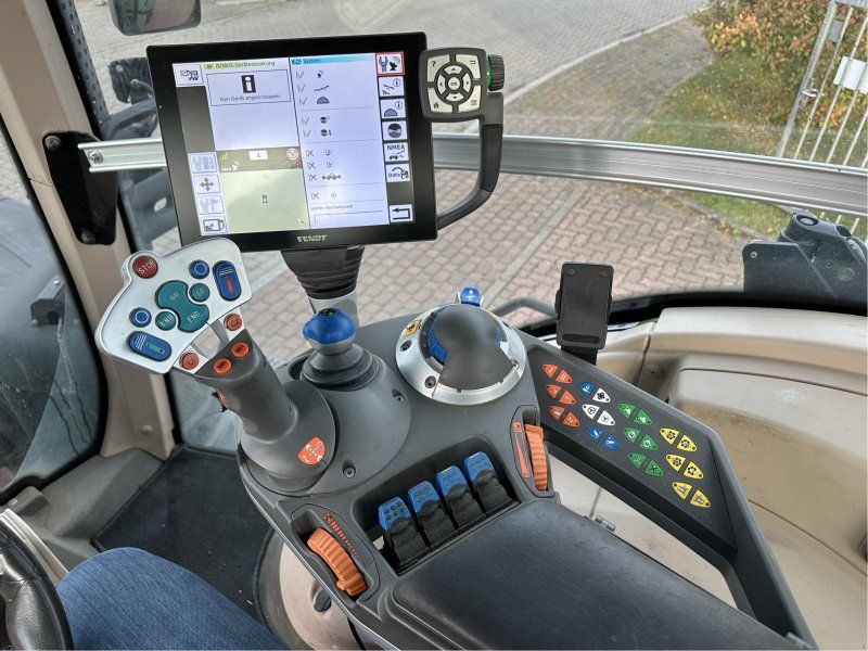 Fendt 828 Vario S4 Profi Plus