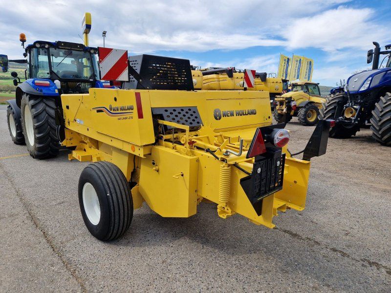 New Holland KLEINBALLEN PRESSE