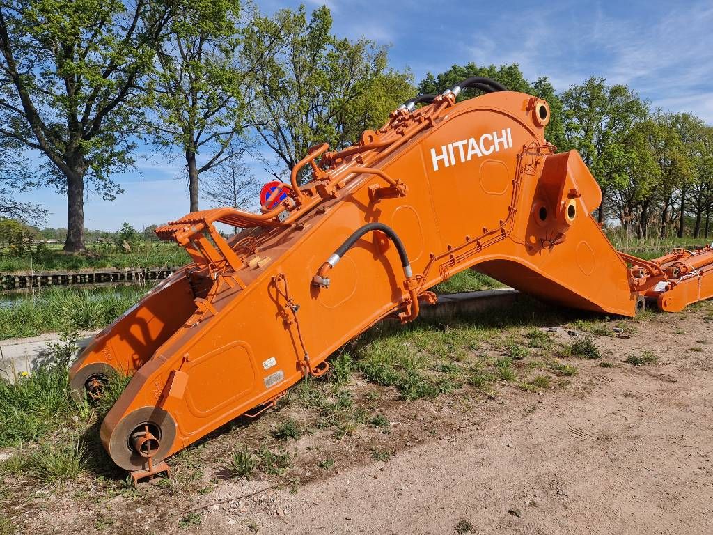 Hitachi EX2000-7B Boom + Stick