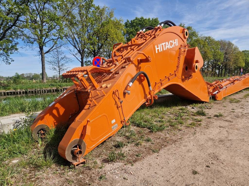 Hitachi EX2000-7B Boom + Stick