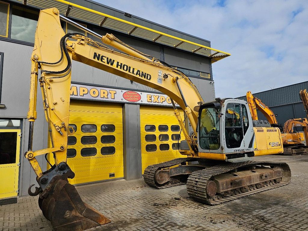 New Holland E215B ** Geringe Betriebsstunden ** WE1654