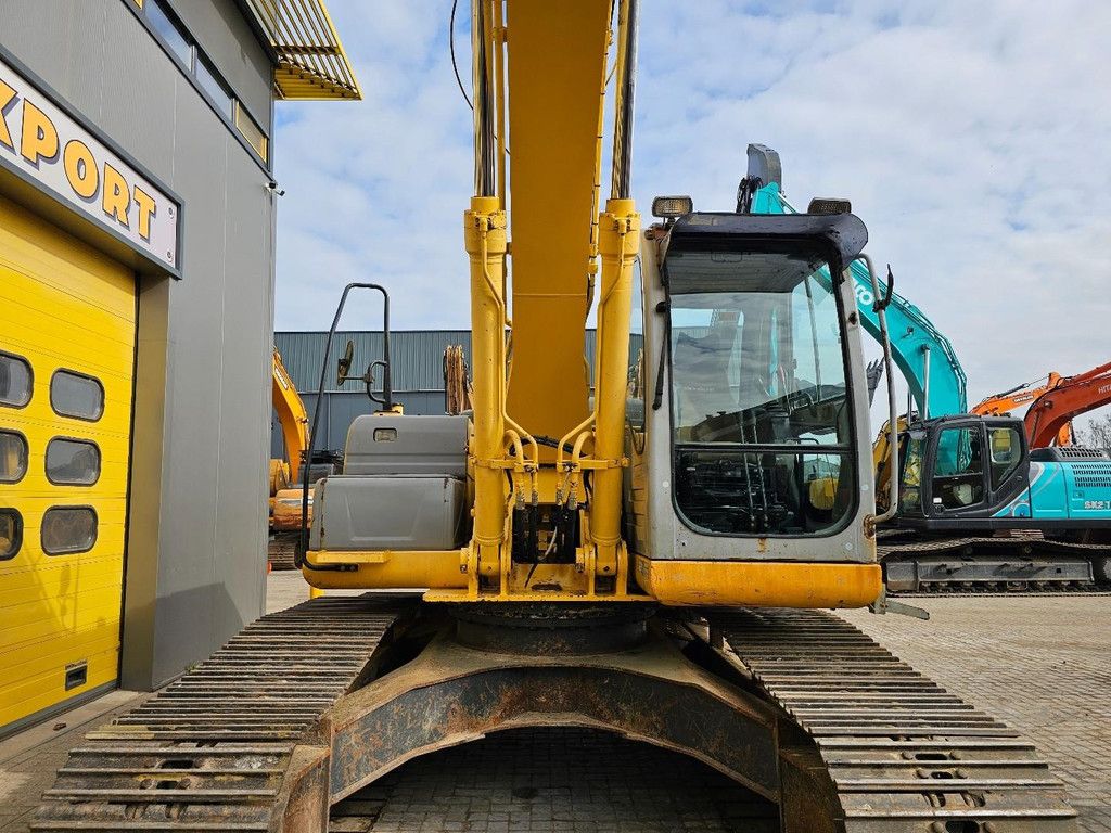 New Holland E215B ** Geringe Betriebsstunden ** WE1654