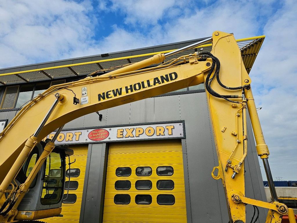 New Holland E215B ** Geringe Betriebsstunden ** WE1654