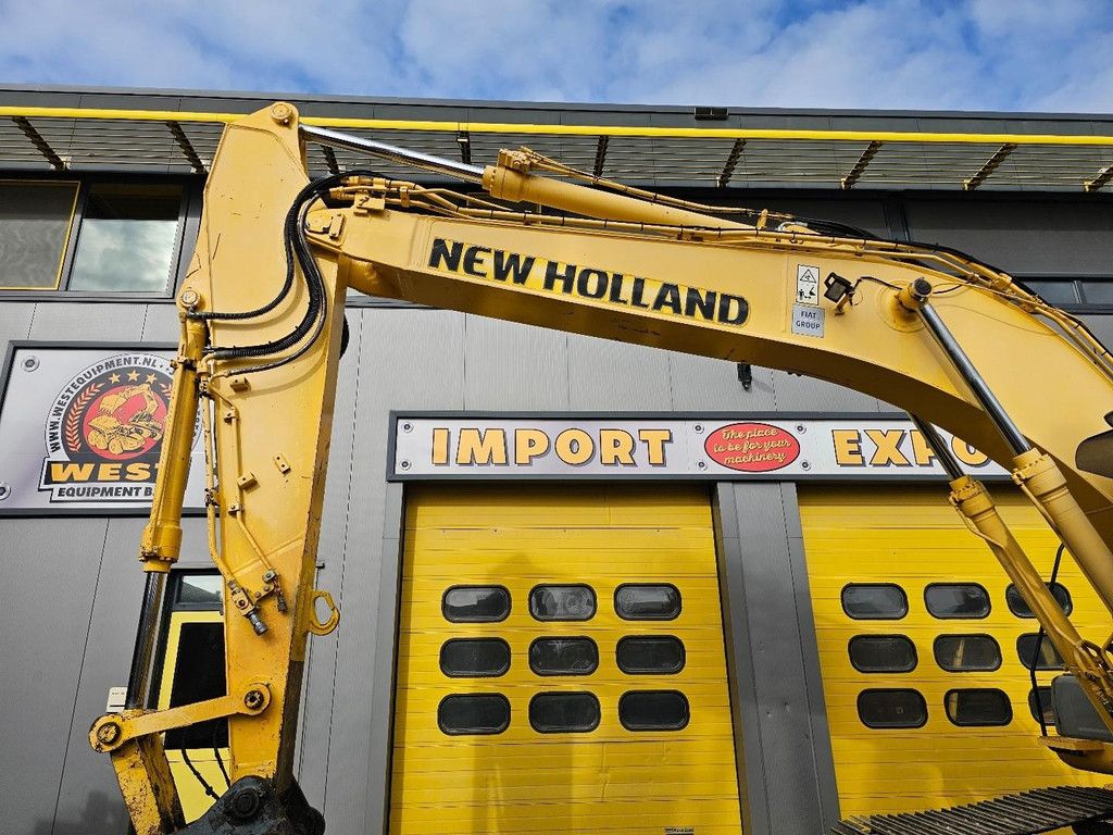 New Holland E215B ** Geringe Betriebsstunden ** WE1654