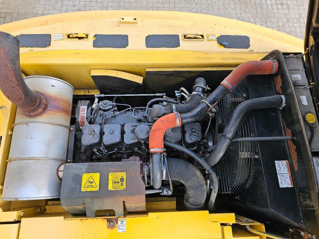 New Holland E215B ** Geringe Betriebsstunden ** WE1654