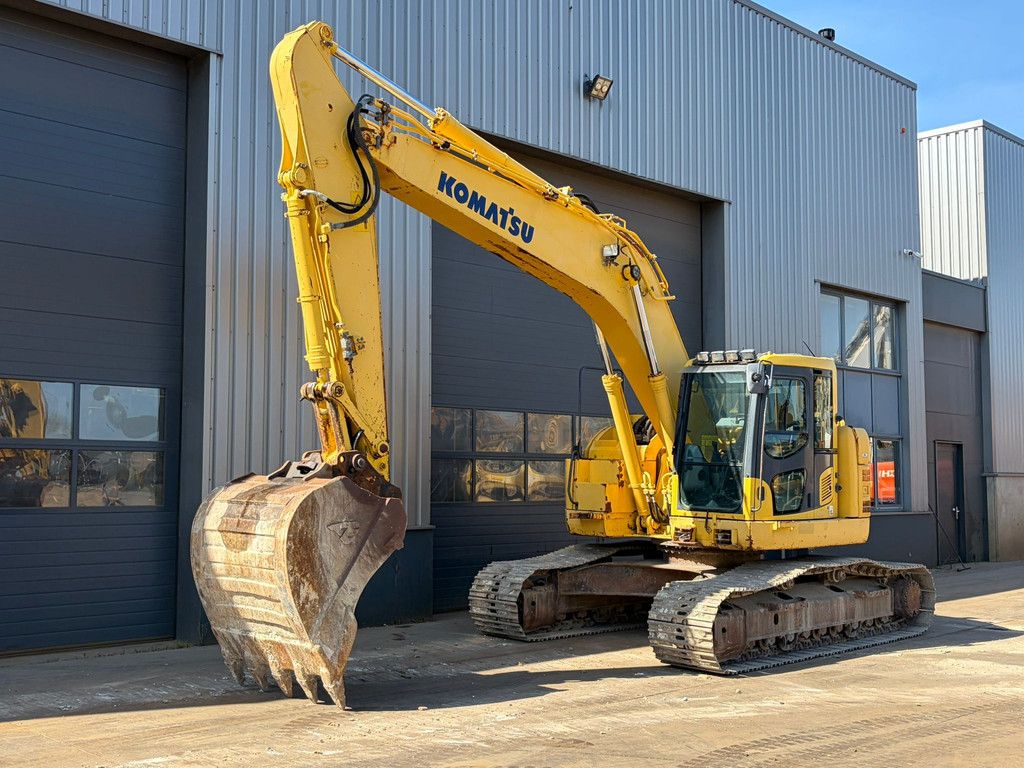 Komatsu PC228USLC-8