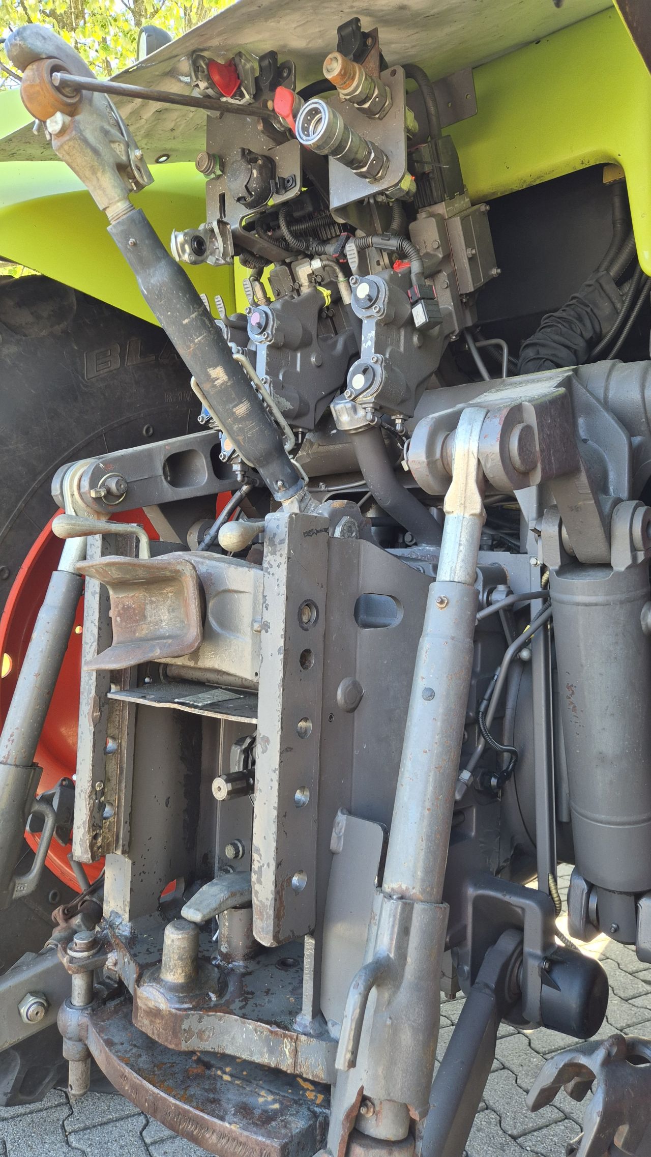 CLAAS Axion 810 C-Matic Cebis 50Kmh. Lucht, Fronthef PTO