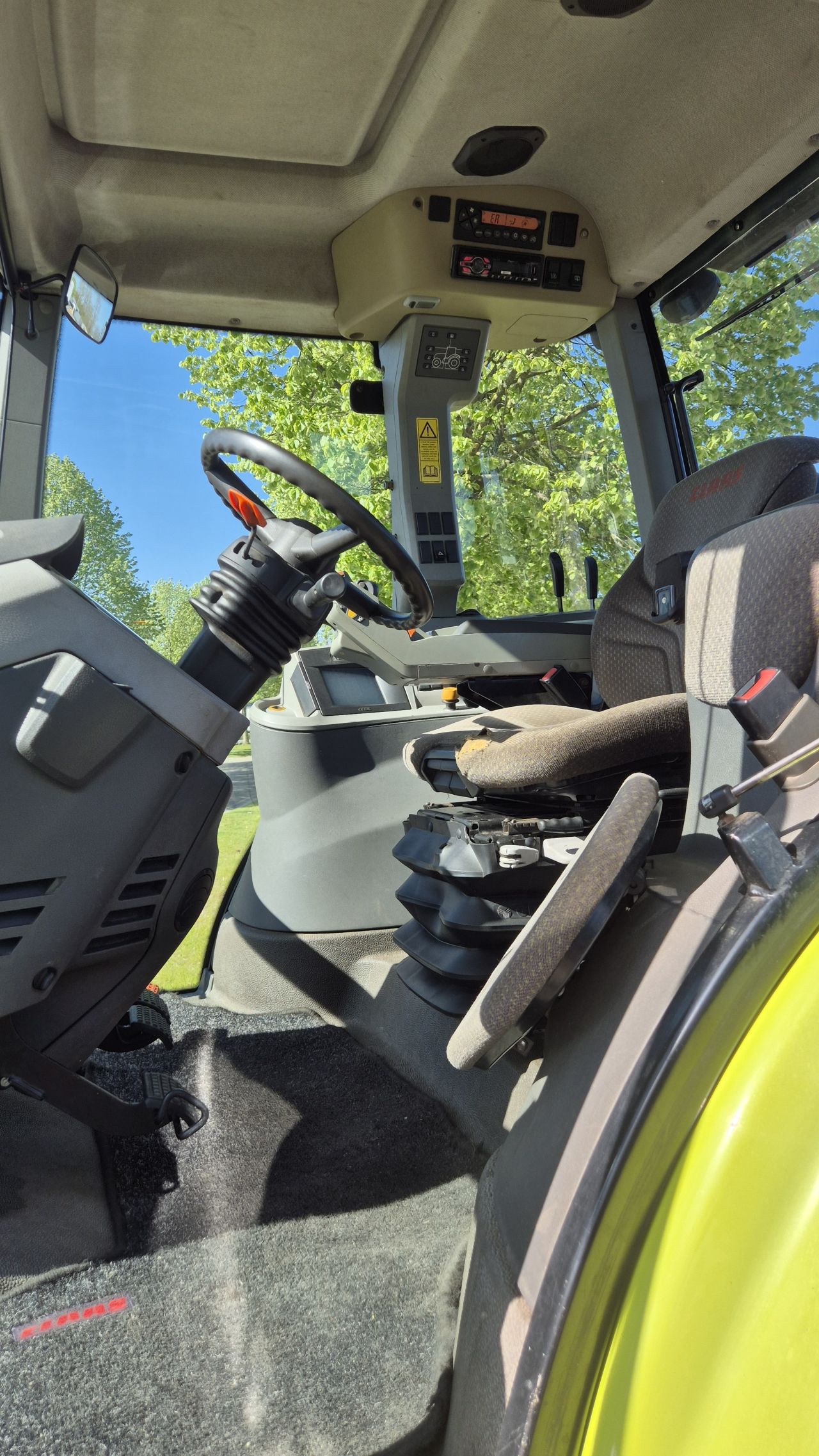 CLAAS Axion 810 C-Matic Cebis 50Kmh. Lucht, Fronthef PTO