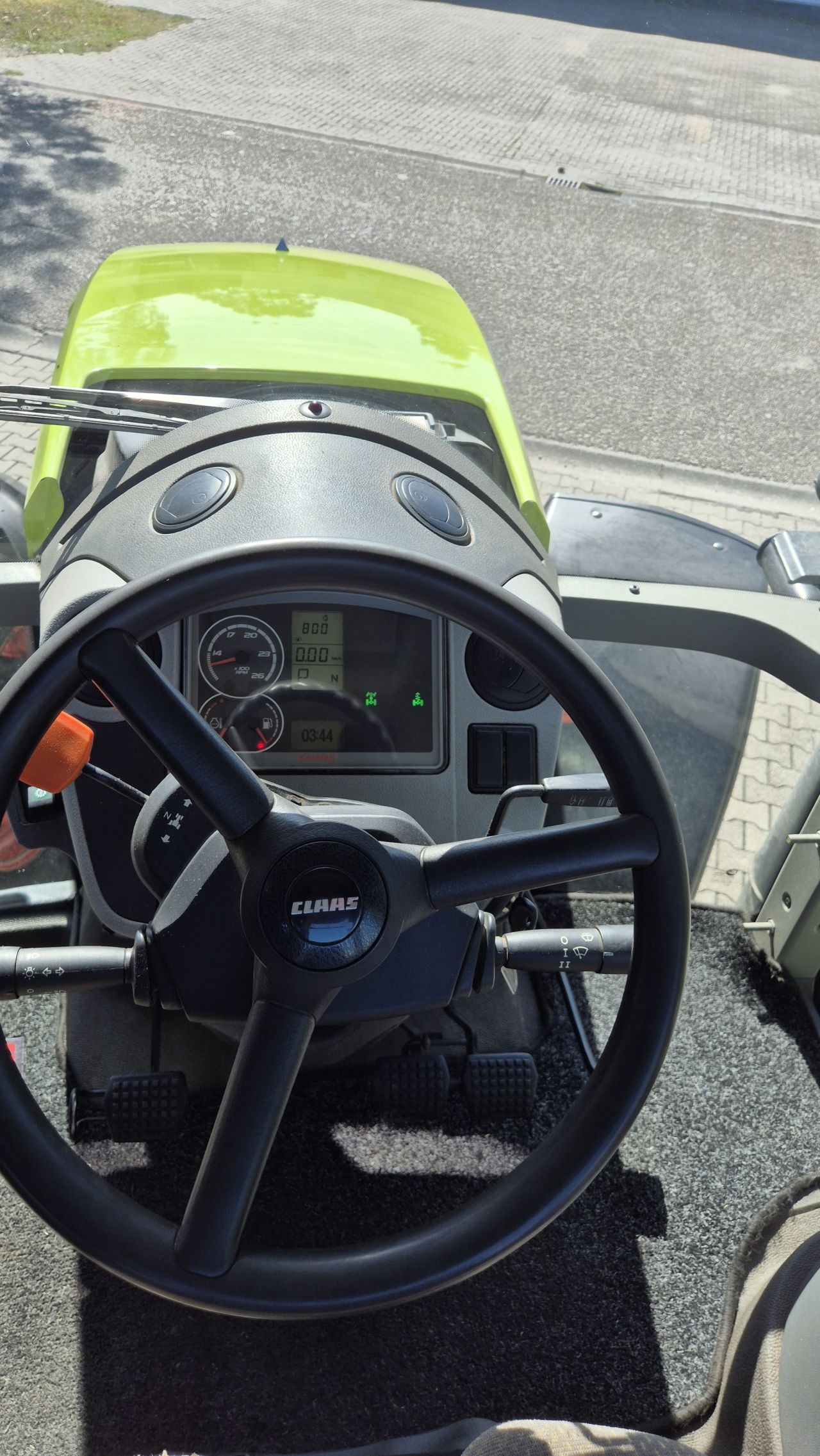 CLAAS Axion 810 C-Matic Cebis 50Kmh. Lucht, Fronthef PTO