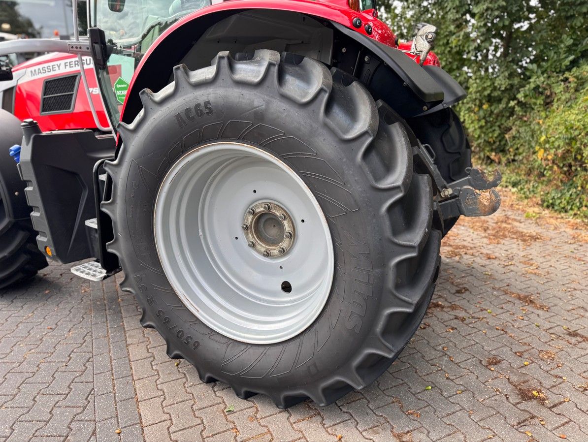 Massey Ferguson 7s.180 Dyna6 Efficient