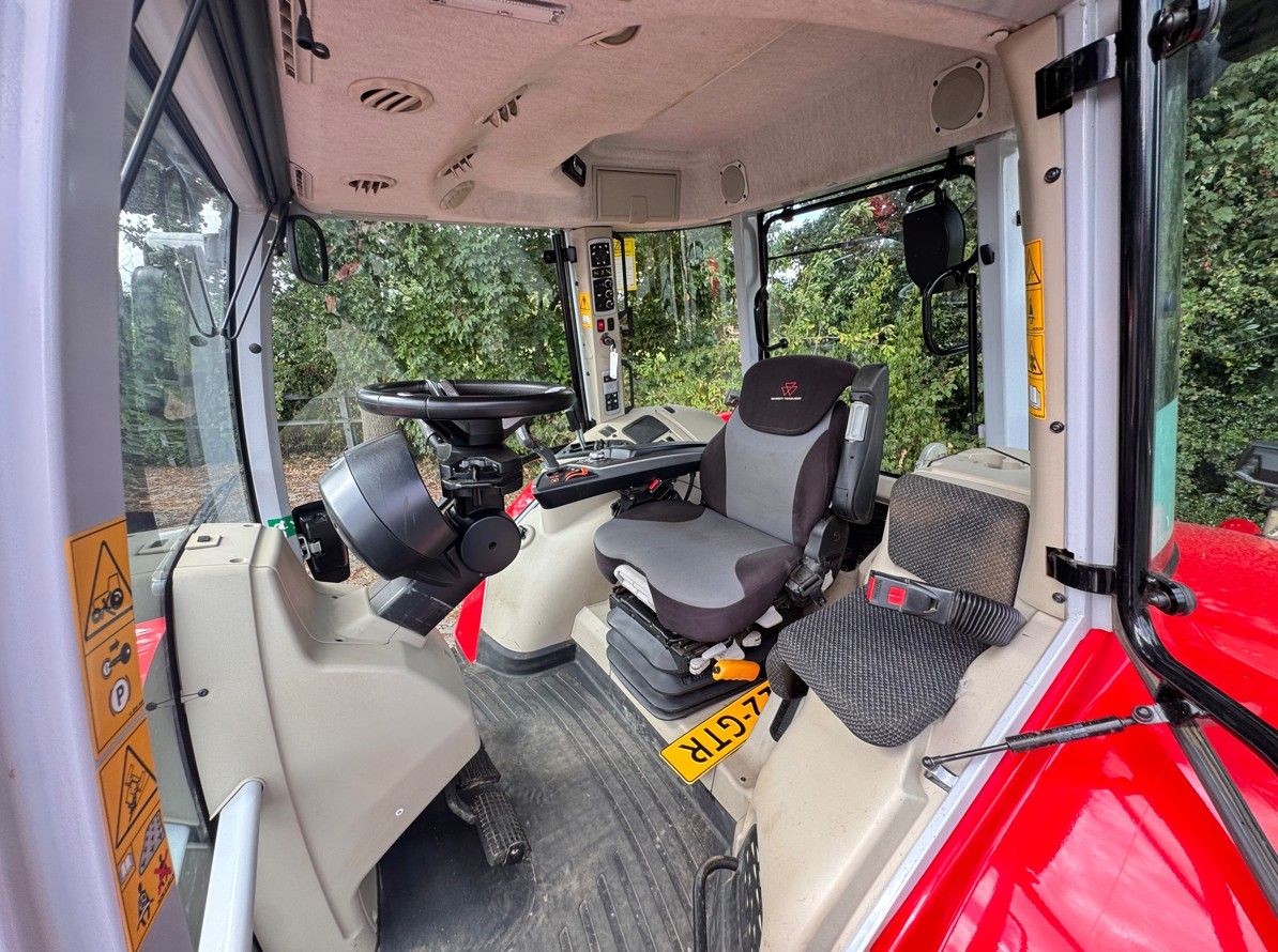 Massey Ferguson 7s.180 Dyna6 Efficient