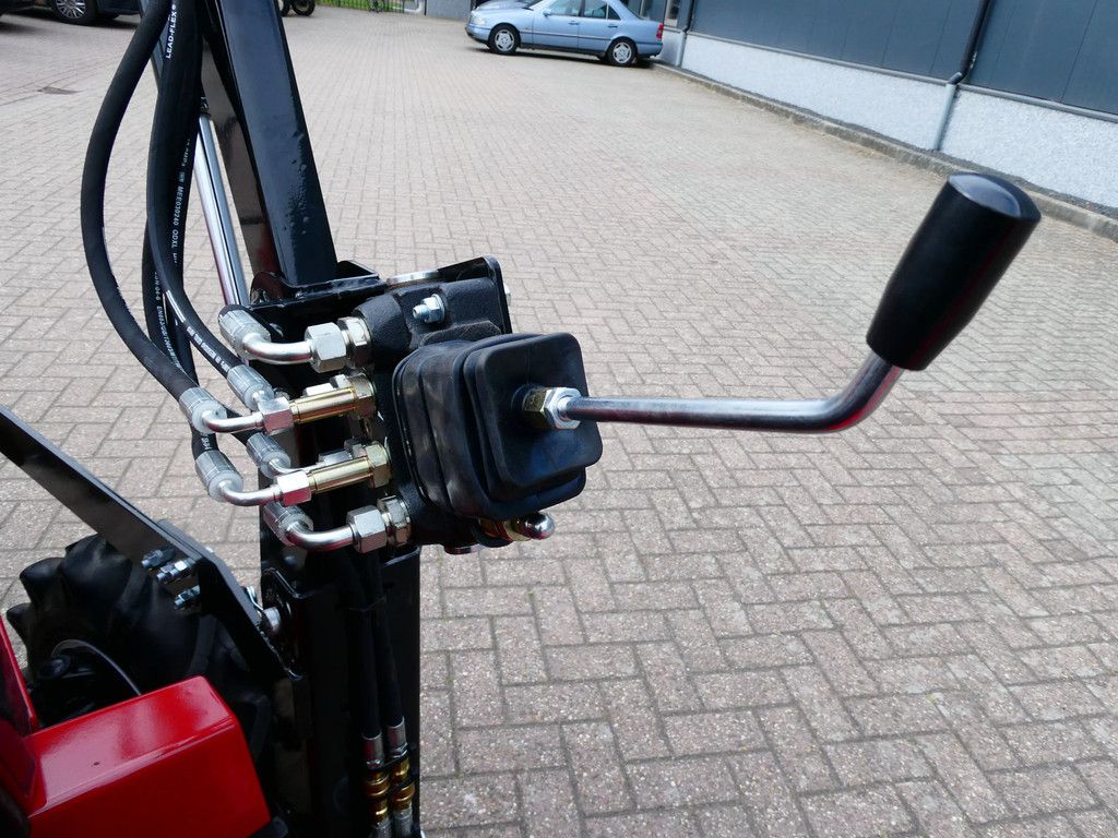 Mitsubishi MT16 4wd / 1426 Draaiuren / Mei Aanbieding