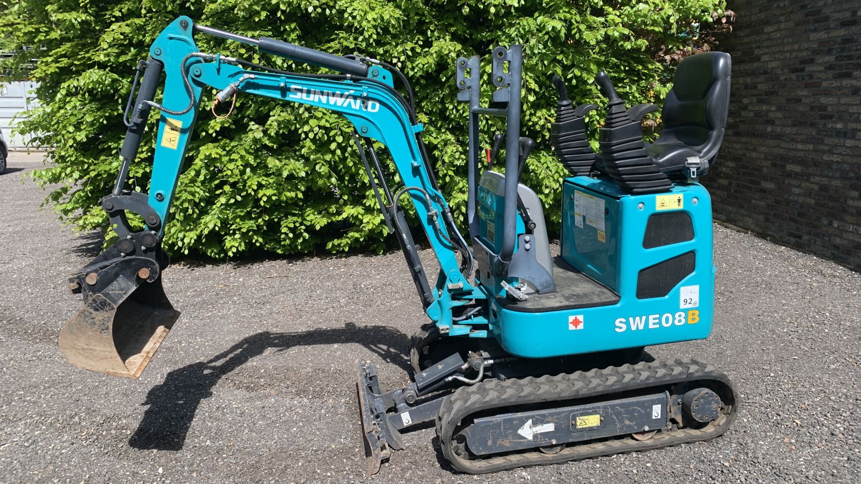 Sunward SWE08B als nieuw 49 uur