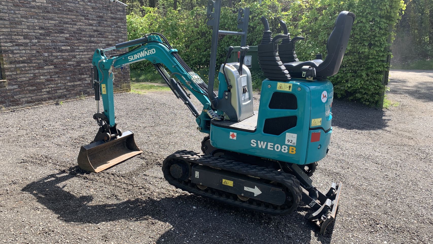 Sunward SWE08B als nieuw 49 uur