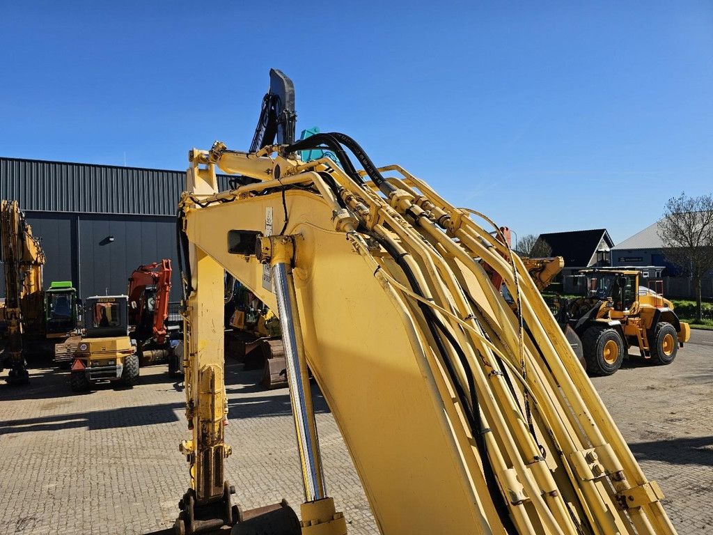 Kobelco New Holland E215 WE1665